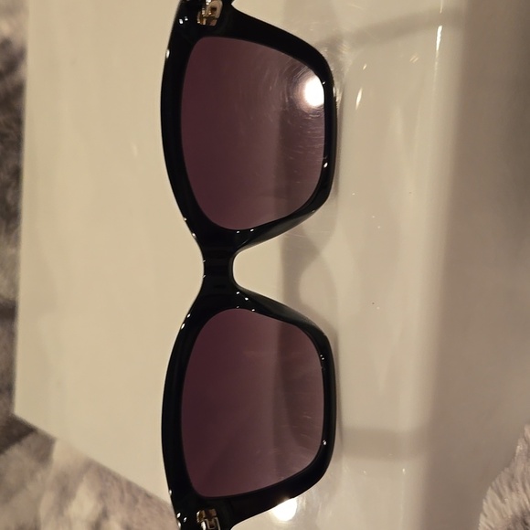 Longchamp Paris Black and Gold Sunglasses with Cat-Eye Style Brand New In Case - Picture 8 of 16